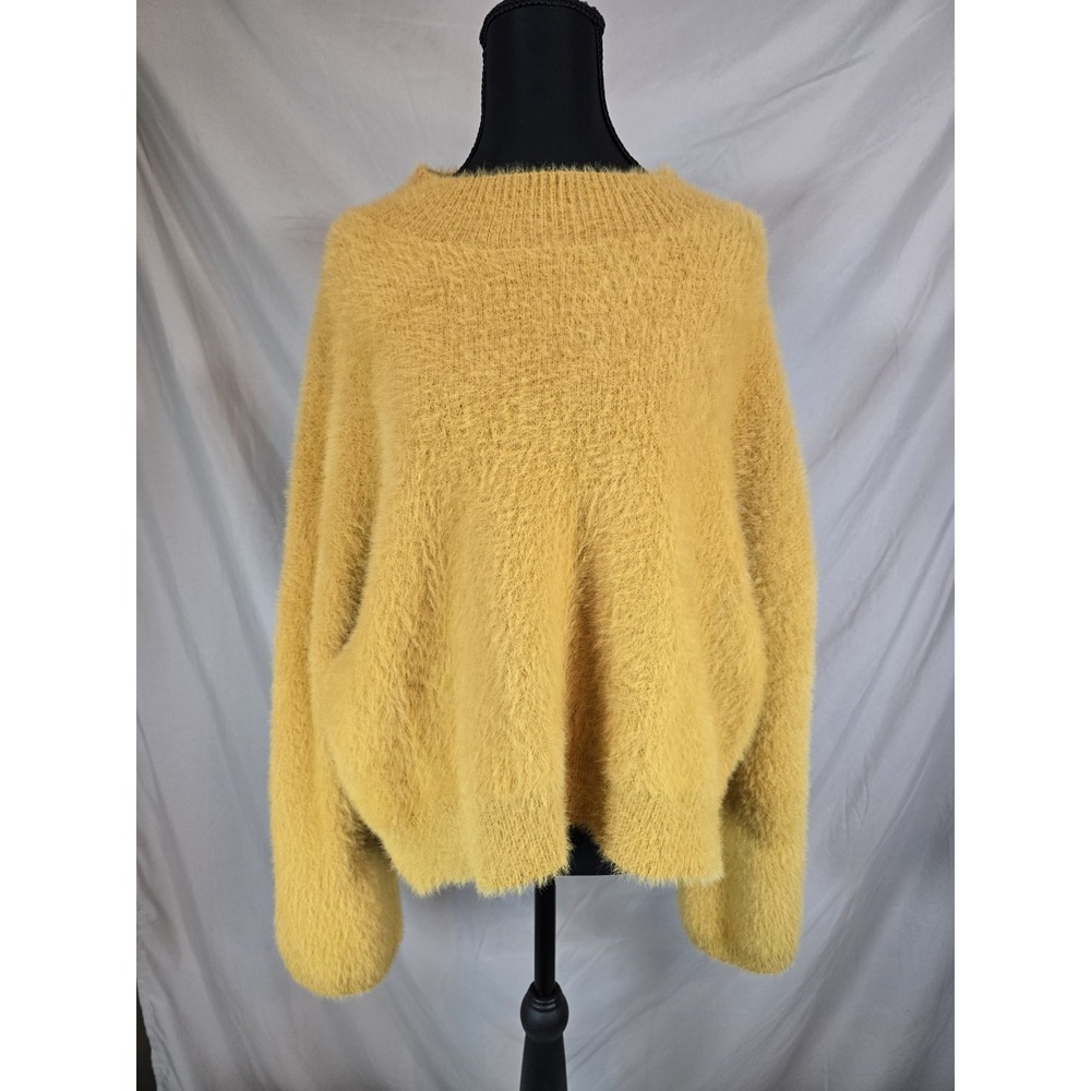 KLD Womens Sweater In Mustard Yellow,‎ Large L Over Sized And So So Soft